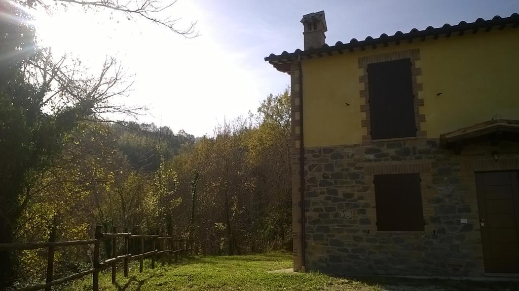 Il Gelso Rosso Daire Comunanza Dış mekan fotoğraf